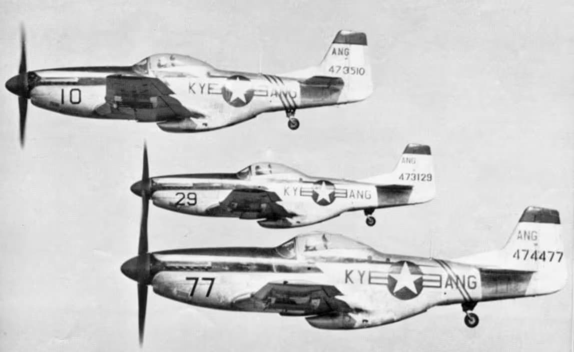 F-51D Mustangs of the 165th Fighter Squadron, Kentucky Air National Guard, the same unit Captain Mantell flew with
